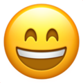 Эмодзи 😄 Улыбающееся лицо с открытым ртом и улыбающимися глазами на Apple iOS